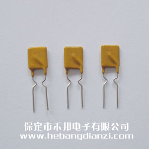 �Ի֏�(f��)���U(xi��n)�z30V 1.35A